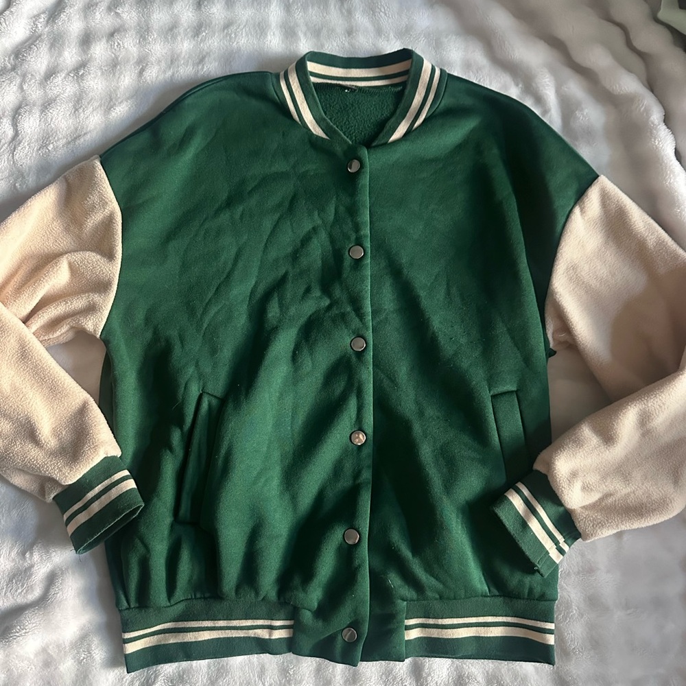 SHEIN Green and Cream Striped Collar Jacket